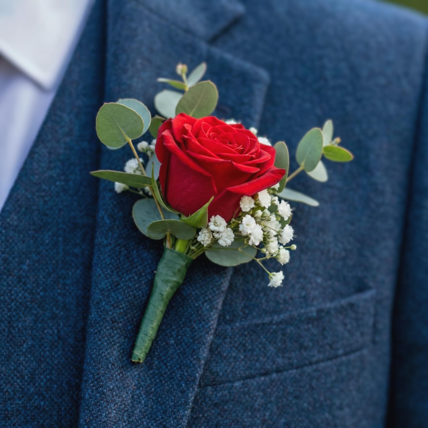 Crimson Promise Buttonhole