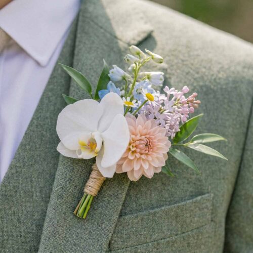 Opaline Cascade Buttonhole